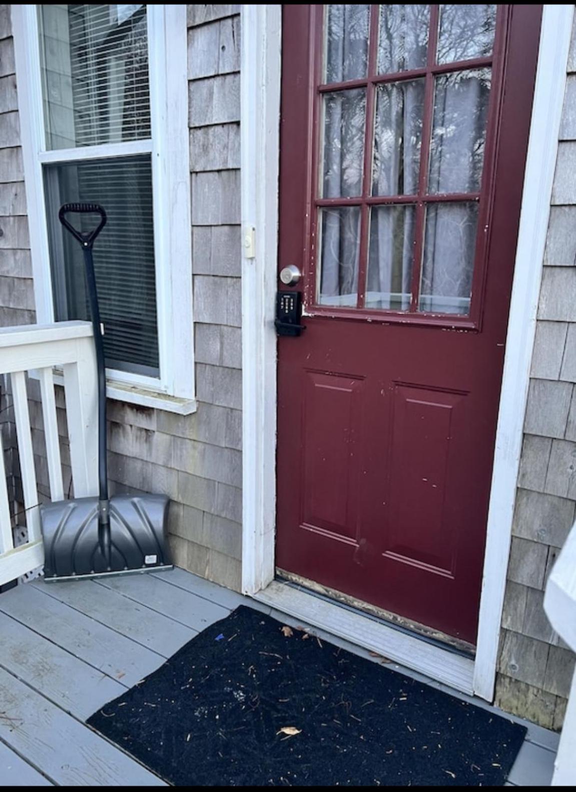 Charming Cottage East Falmouth 1BR+1Bath Back Deck Exteriör bild